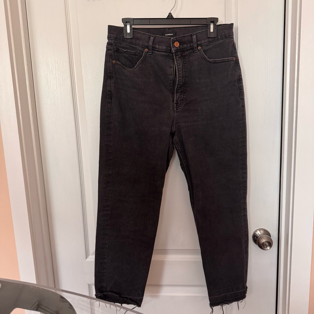 Express Black Super High Rise Mom Jean